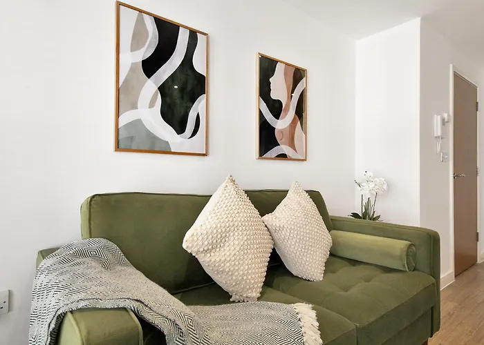 2 Bed Executive Apartment Next To Liverpool Street Free Wifi By City Stay Aparts London